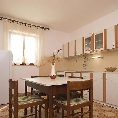 Skrapavac Ii Br Vi Nyaraló